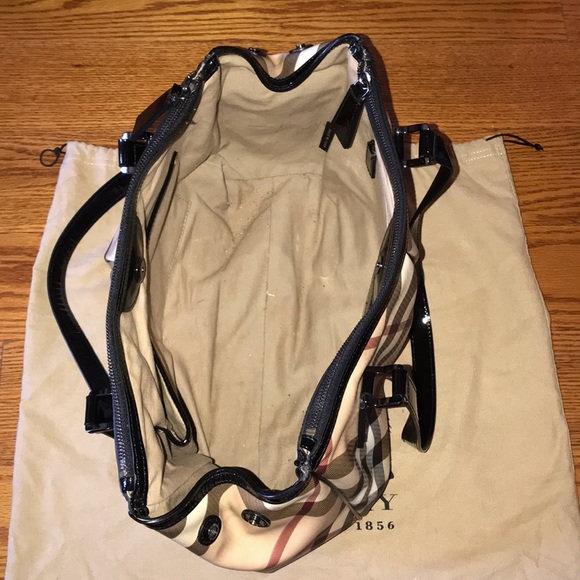 🛍 Burberry Satchel 🛍 - Picture 7 of 8